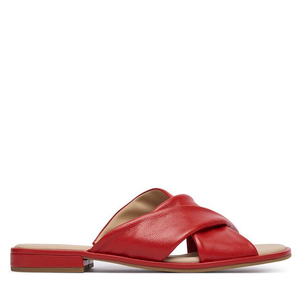 Klapki Caprice. Czerwone klapki Caprice, bez wzorów, bez obcasa. Za 299,99 zł.