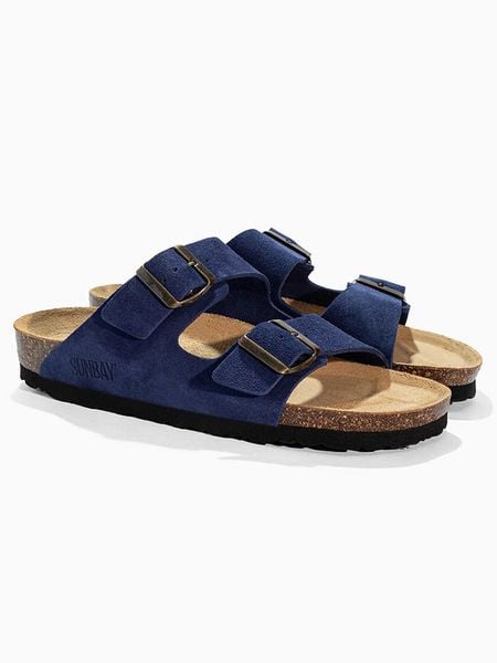 Sunbay Skórzane klapki "Trefle" w kolorze granatowym rozmiar: 38. Niebieskie klapki Sunbay, bez wzorów, ze skóry, z otwartym noskiem, bez obcasa. Za 139,20 zł.