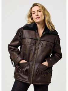 Wrangler Kurtka przejściowa w kolorze brązowym rozmiar: M. Brązowe kurtki Wrangler, m, bez wzorów, bez kaptura. Za 224,95 zł.
