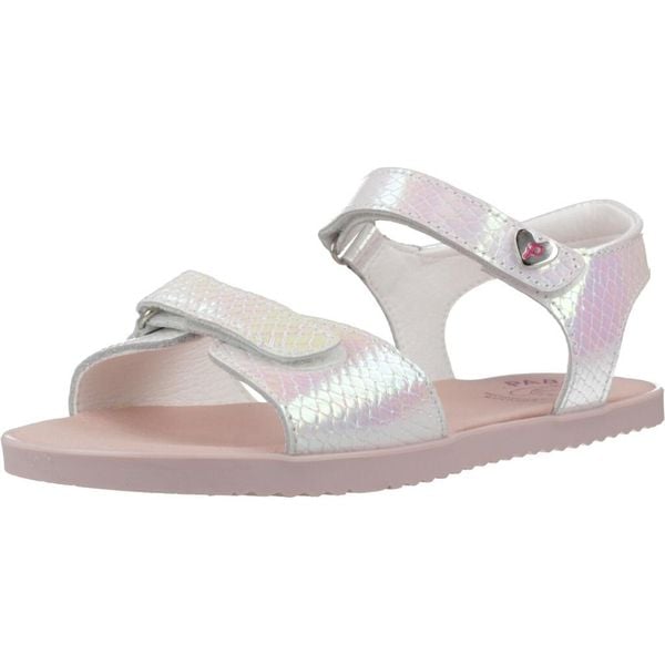 Sandały PABLOSKY 453100P Biały. Białe buty trekkingowe PABLOSKY, bez wzorów, ze skóry, bez obcasa, bez zapięcia. Za 255,99 zł.