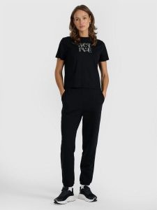 4F Spodnie dresowe joggery damskie - czarne XL. Czarne spodnie dresowe 4f, xl, bez wzorów, z dresówki. Za 149,99 zł.