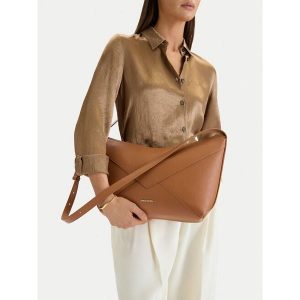 Torebka GINO ROSSI. Brązowe torebki klasyczne Gino Rossi, bez wzorów, bez dodatków. Za 199,99 zł.