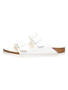 Birkenstock Klapki "Arizona" w kolorze białym rozmiar: 37. Białe klapki Birkenstock, bez wzorów, z materiału, z otwartym noskiem, bez obcasa. Za 276,95 zł.
