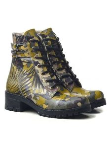 Goby Sztyblety w kolorze żółto-oliwkowym rozmiar: 40. Brązowe botki Goby, bez wzorów, bez obcasa, bez zapięcia. Za 339,99 zł.