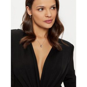 Naszyjnik Guess. Szare naszyjniki Guess, srebrne. Za 559,99 zł.