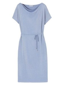 TATUUM Sukienka "Kowna" w kolorze błękitnym rozmiar: L. Niebieskie sukienki Tatuum, na co dzień, l, bez wzorów, z tkaniny, bez kołnierzyka, bez ramiączek, midi, proste. Za 186,19 zł.