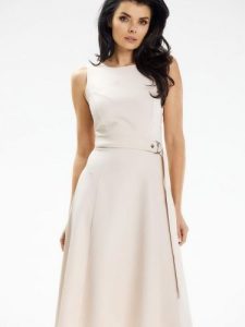 Sukienka Model A633 Beige - awama. Brązowe sukienki Awama, na spotkanie biznesowe, l, bez wzorów, z elastanu, eleganckie, bez kołnierzyka, plus size, bez ramiączek, midi, dopasowane. Za 274,07 zł.