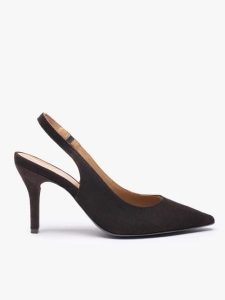 Brązowe czółenka bez pięty slingback na wysokim obcasie. Brązowe czółenka Ryłko, bez wzorów, z gumy, bez obcasa, na obcasie, bez zapięcia. Za 399,99 zł.