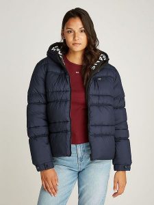 TOMMY JEANS Kurtka pikowana w kolorze granatowym rozmiar: XL. Niebieskie kurtki Tommy Jeans, xl, bez wzorów, z jeansu, bez kaptura. Za 592,99 zł.