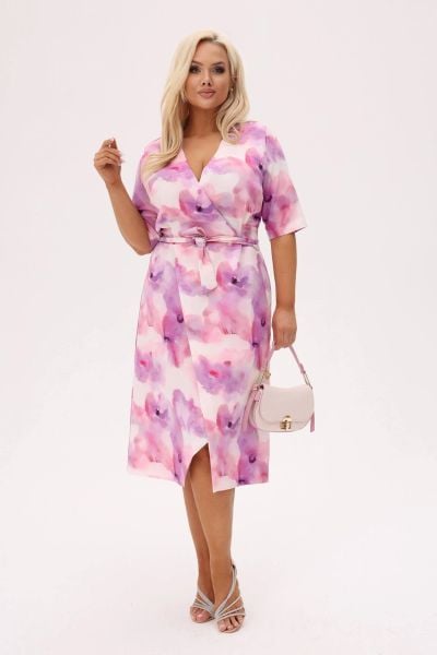 Kopertowa sukienka Florella MIDI - Akwarelowe Kwiaty, w odcieniach różu i fioletu PLUS SIZE XXL OVERSIZE. Czerwone sukienki Moda Size Plus Iwanek, do pracy, na lato, plus size, bez wzorów, z elastanu, biznesowe, bez kołnierzyka, plus size, bez ramiączek, midi, dopasowane. W wyprzedaży za 263,90 zł.
