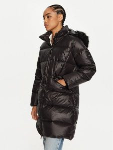 Calvin Klein Kurtka puchowa K20K207734 Czarny Regular Fit. Czarne kurtki Calvin Klein, l, bez wzorów, z puchu, bez kaptura. Za 559,99 zł.
