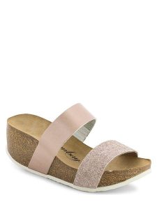 Sunbay Klapki w kolorze jasnoróżowym na koturnie rozmiar: 39. Różowe klapki Sunbay, bez wzorów, z otwartym noskiem, bez obcasa, na koturnie. Za 155,88 zł.