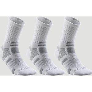 Skarpety sportowe tenis RS560 High 3 pary. Białe skarpetki ARTENGO, bez wzorów, z bawełny. Za 49,99 zł.