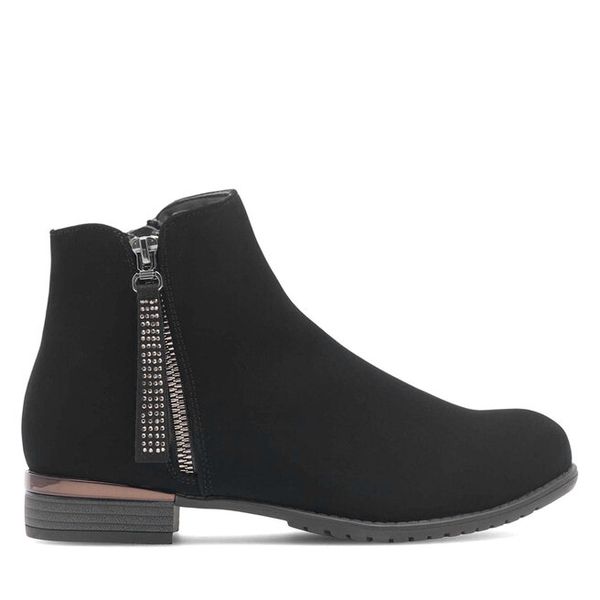 Botki Jenny Fairy. Czarne botki Jenny Fairy, bez wzorów, bez obcasa, na płaskiej podeszwie, bez zapięcia. Za 139,99 zł.