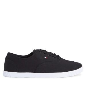 Tenisówki Tommy Hilfiger. Czarne trampki TOMMY HILFIGER, bez wzorów, bez zapięcia. Za 329,99 zł.