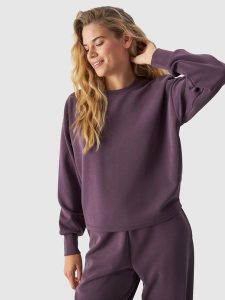 4F Bluza dresowa cropped z modalem damska - fioletowa XL. Fioletowe bluzy 4f, xl, bez wzorów, z dresówki, bez kaptura. W wyprzedaży za 59,99 zł.
