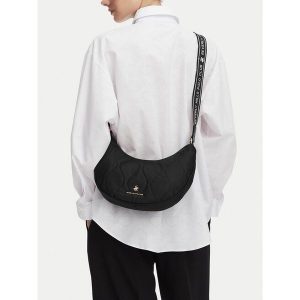 Torebka Beverly Hills Polo Club. Czarne listonoszki Beverly Hills Polo Club, bez wzorów, bez dodatków. Za 159,99 zł.
