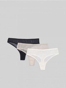 Majtki stringi 3 pack - wielobarwny. Stringi Sinsay, bez wzorów, z koronki. Za 25,99 zł.