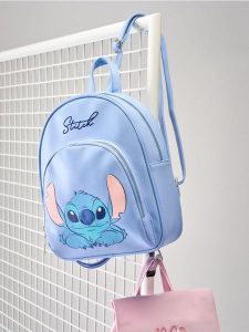 Plecak z aplikacją i haftem Stitch - błękitny. Niebieskie plecaki Sinsay. Za 69,99 zł.