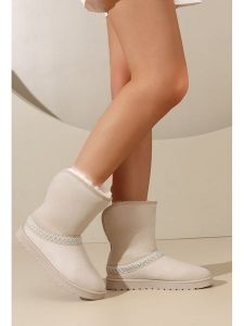 C'M Botki zimowe w kolorze beżowym rozmiar: 41. Brązowe botki C'M, na zimę, bez wzorów, bez obcasa, bez zapięcia. Za 108,99 zł.