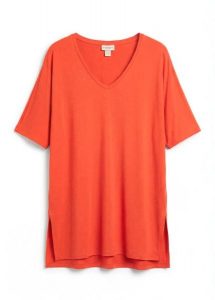 Długi T-shirt z mieszanki wiskozy. Czarne t-shirty bonprix, bez wzorów, z wiskozy, bez kołnierzyka, bez ramiączek. Za 42,99 zł.