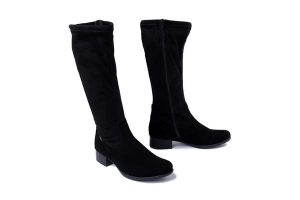 RIEKER 78654-00 black, kozaki damskie. Czarne kozaki Rieker, bez wzorów, z polaru, bez obcasa, na obcasie, bez zapięcia. Za 293,93 zł.