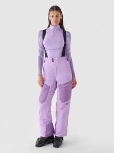 4F Spodnie narciarskie w kolorze fioletowym rozmiar: L. Różowe spodnie dresowe 4f, l, bez wzorów, narciarskie, Thinsulate. Za 413,35 zł.