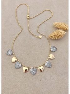 Nakkash Pozłacany naszyjnik z elementami ozdobnymi - dł. 42 cm rozmiar: onesize. Szare naszyjniki Nakkash, z cyrkonią, pozłacane. Za 80,95 zł.