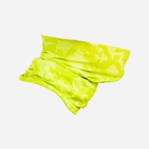 Komin na szyję na rower Van Rysel Roadr 100. Zielone szaliki VAN RYSEL, bez wzorów, z materiału. Za 26,99 zł.