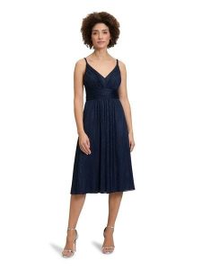 Vera Mont Sukienka w kolorze granatowym rozmiar: 42. Niebieskie sukienki Vera Mont, bez wzorów, bez kołnierzyka, bez ramiączek, mini. Za 239,99 zł.