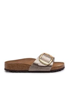 Birkenstock Klapki Madrid Big Buckle 1016237 Brązowy. Brązowe klapki Birkenstock, bez wzorów, ze skóry, bez obcasa. Za 499,99 zł.
