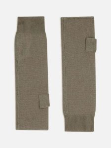 Perfect Cashmere Kaszmirowe mitenki "Jesse" w kolorze oliwkowym rozmiar: onesize. Zielone rękawiczki Perfect Cashmere, bez wzorów, z kaszmiru. Za 108,99 zł.