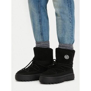 Śniegowce MEXX. Czarne buty zimowe Mexx, bez obcasa, bez zapięcia. Za 329,99 zł.