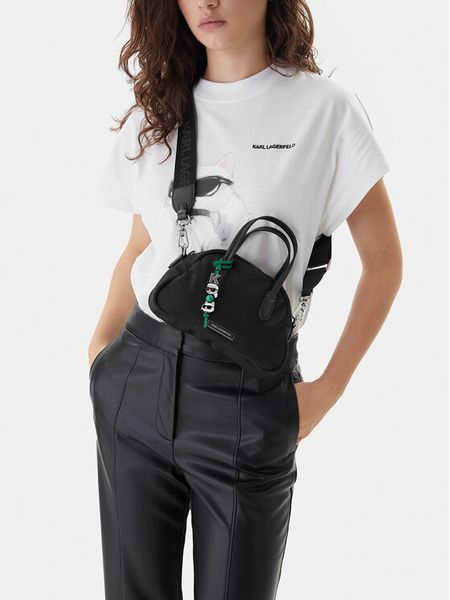 KARL LAGERFELD Torebka B1W30016 Czarny. Czarne torebki klasyczne KARL LAGERFELD, bez wzorów, z materiału, bez dodatków. Za 515,99 zł.