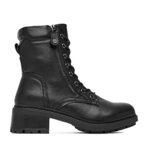 Trzewiki Clara Barson. Czarne botki Clara Barson, bez wzorów, bez obcasa, na płaskiej podeszwie, bez zapięcia. Za 159,99 zł.