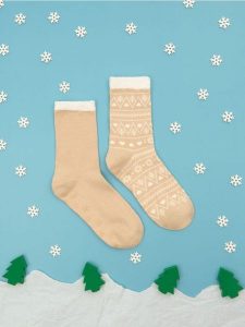 Skarpetki 2 pack - wielobarwny. Skarpetki Sinsay, bez wzorów. Za 19,99 zł.
