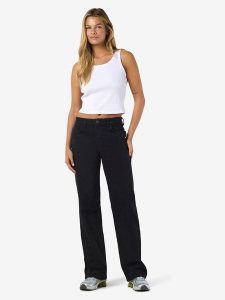 Noisy may Dżinsy "Yolanda" - Regular fit - w kolorze czarnym rozmiar: W26/L30. Czarne jeansy Noisy may, z aplikacjami, z bawełny. Za 129,95 zł.
