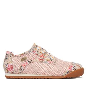 Półbuty Laura Vita. Czerwone półbuty LAURA VITA, bez wzorów, bez obcasa, na płaskiej podeszwie, bez zapięcia. Za 479,99 zł.