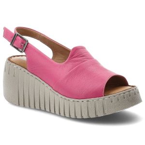 Sandały damskie Artiker, cholewka ze skóry naturalnej licowej pasek wokół pięty z regulacją na metalową klamrę, różowe, 54C0789. Czerwone sandały ARTIKER, bez wzorów, ze skóry, bez obcasa, na koturnie, bez zapięcia. Za 249,00 zł.