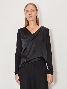 Someday Bluzka w kolorze czarnym rozmiar: 38. Czarne bluzki someday., bez wzorów, bez kołnierzyka, bez ramiączek. Za 126,15 zł.