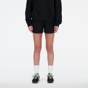 Spodenki damskie New Balance WS41500BK – czarne. Czarne szorty New Balance, bez wzorów, z bawełny, klasyczne. Za 189,99 zł.