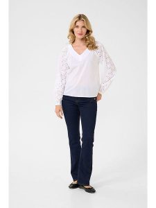 Cream Bluzka "Vera" w kolorze białym rozmiar: 40. Białe bluzki Cream, bez wzorów, z bawełny, bez kołnierzyka, bez ramiączek. Za 114,17 zł.