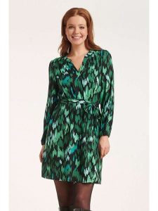 Smashed Lemon Sukienka w kolorze zielonym rozmiar: XS. Zielone sukienki Smashed Lemon, na co dzień, xs, bez wzorów, z tkaniny, bez kołnierzyka, bez ramiączek, midi, proste. Za 126,99 zł.