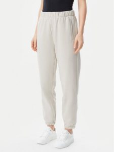Gap Spodnie dresowe 765568-03 Beżowy Relaxed Fit. Brązowe spodnie dresowe GAP, l, bez wzorów, z bawełny. Za 149,99 zł.