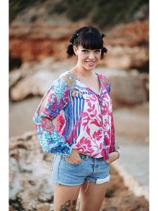 Isla Bonita by SIGRIS Bluzka ze wzorem rozmiar: L. Bluzki Isla Bonita by SIGRIS, l, bez wzorów, z bawełny, bez kołnierzyka, bez ramiączek. Za 96,83 zł.