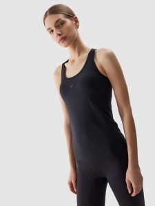 4F Top treningowy z materiału z recyklingu damski - czarny XS. Czarne topy 4f, xs, bez wzorów, z dzianiny, klasyczne, bez kołnierzyka, bez ramiączek. W wyprzedaży za 39,99 zł.