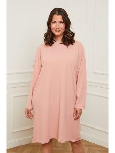 Curvy Lady Sukienka w kolorze jasnoróżowym rozmiar: 40/42. Różowe sukienki Curvy Lady, bez wzorów, klasyczne, bez kołnierzyka, bez ramiączek, midi. Za 57,06 zł.