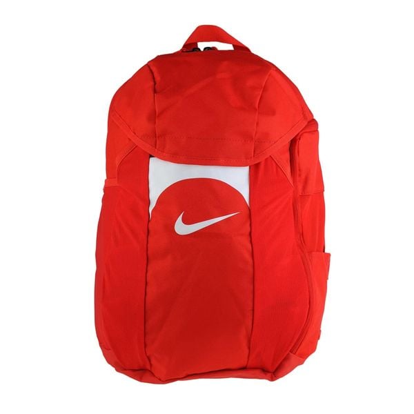Plecak Academy Team 30L. Czerwone plecaki Nike. Za 211,99 zł.