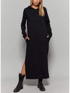 Milan Kiss Sukienka w kolorze czarnym rozmiar: XL. Czarne sukienki Milan Kiss, na co dzień, xl, bez wzorów, bez kołnierzyka, bez ramiączek, maxi, proste. Za 247,99 zł.