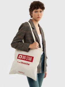 Torba bawełniana unisex Kraków 102. Białe torby podróżne i sportowe Big Star, z aplikacjami, z bawełny, na ramię, z nadrukiem, bez dodatków. Za 4,99 zł.